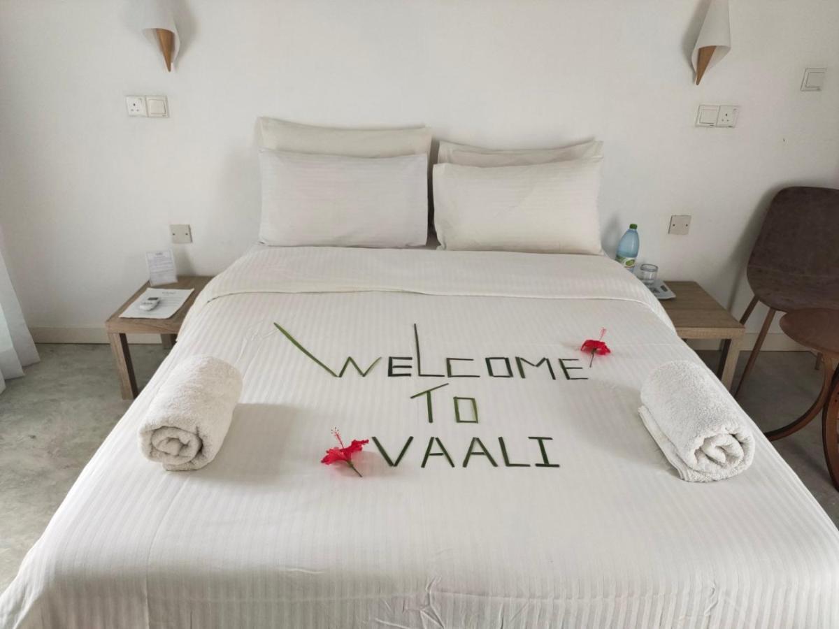 Vaali Maldives Island Escapes & Dive Hotell Felidhoo Exteriör bild